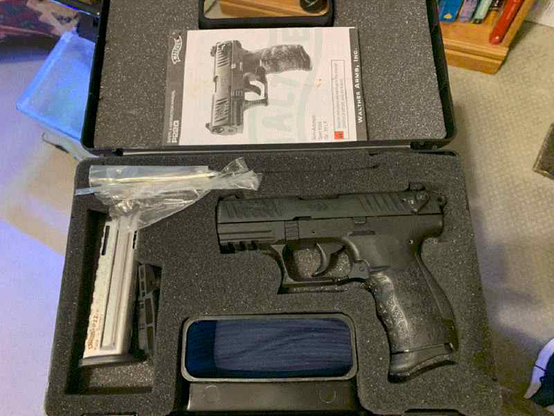 Walther P22.gif