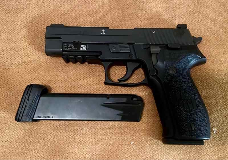 Sig 226 navy mk 25