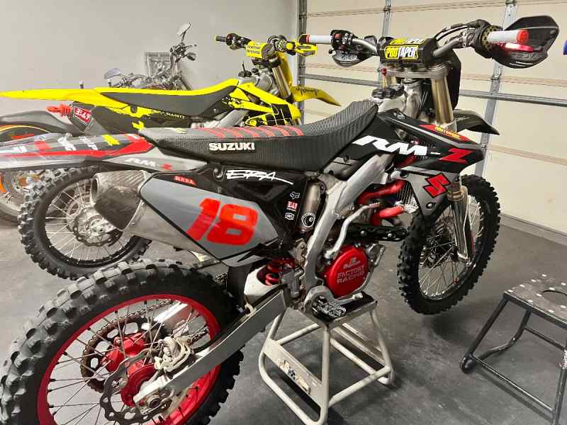 WTT- Suzuki RMZ450