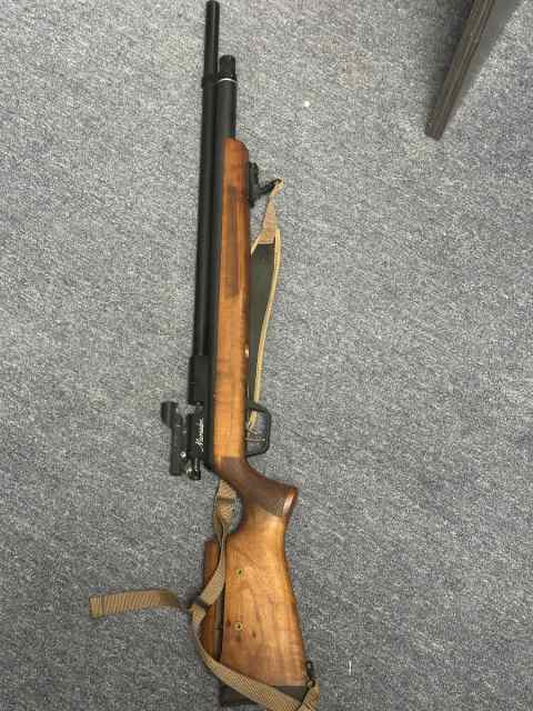 Benjamin marauder .25 (air rifle, PCP) + hand pump