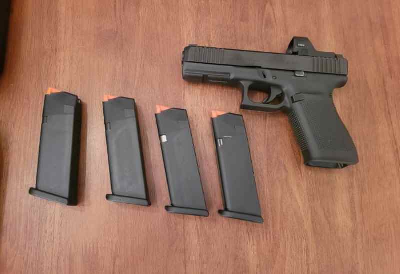 Glock 21 Gen 5 – .45 ACP – Made in USA