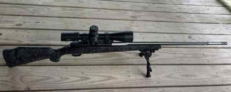 Left Handed Weatherby Mark V Accumark 300 WBY