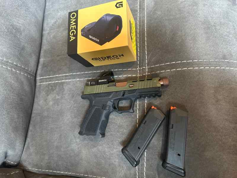 Strike Arms / PSA dagger Glock 19 gen 3 clone