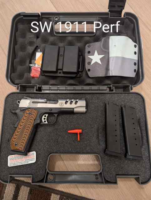 SW1911PC_45Cal.jpg