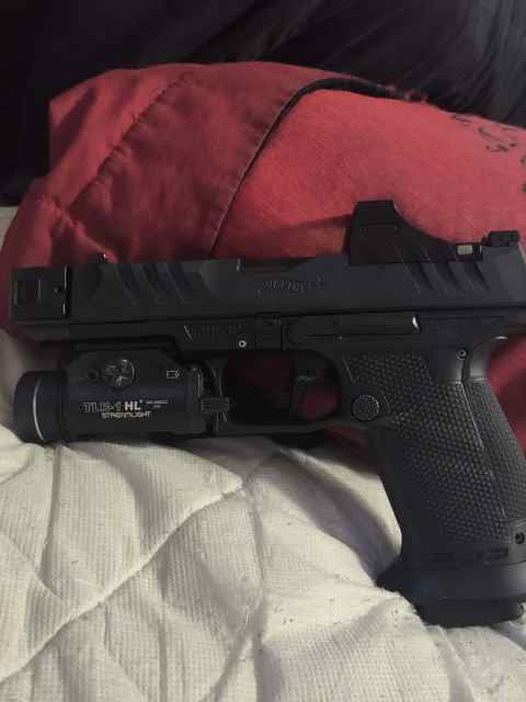 WTT Walther PDP pro with Holosun scs for PDP