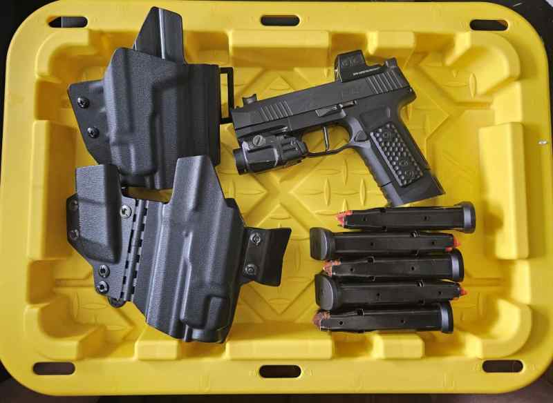 Custom p365 carry package