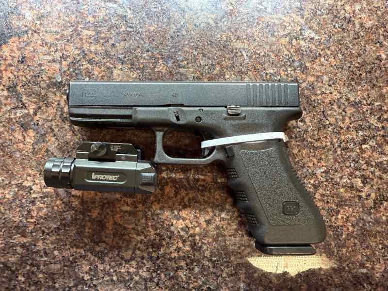 Glock 22 .40 Cal