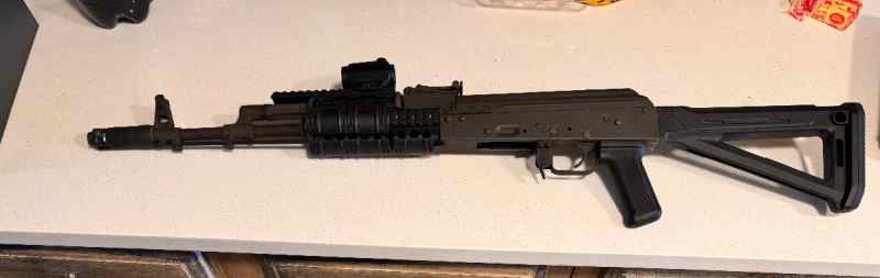Circle 10 AK74 with 1 mag/optic and ammo
