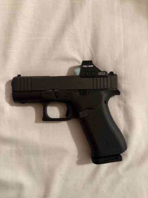 Glock 43x MOS with Red dot 