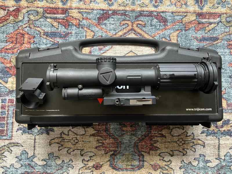 Trijicon VCOG 1-6 Green 