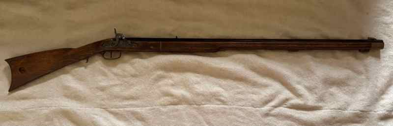 Jukar .45 Percussion Rifle, Black Powder