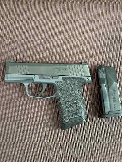 Sig P365 2.jpeg