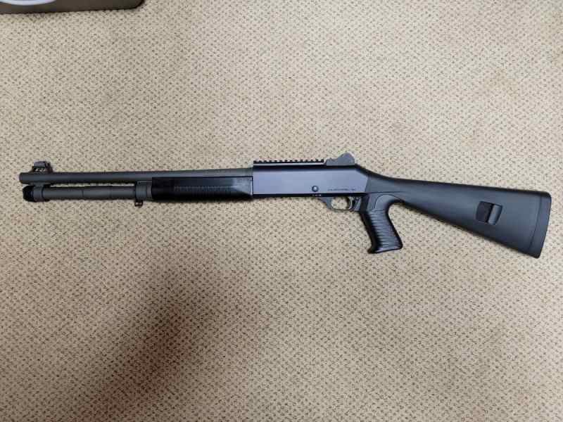 WTS: Benelli M1014 12ga Semi-auto Shotgun 