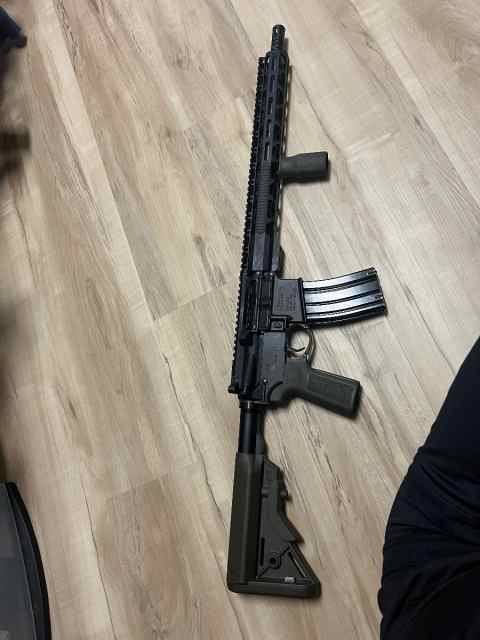 Radical Firearms AR15