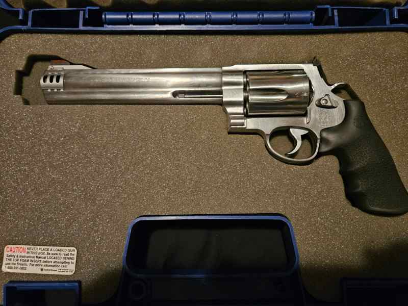 Smith and Wesson 500 magnum 