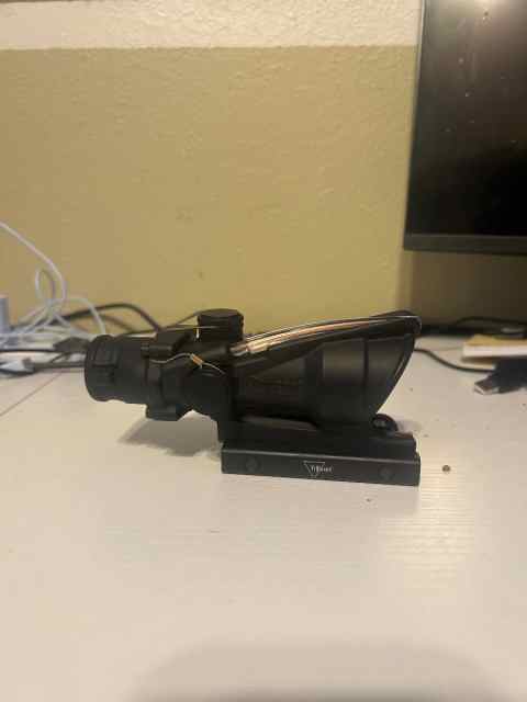 Trijicon ACOG 4x32