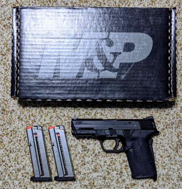 S&amp;W Shield EZ w/ Night Sights &amp; 9MM 