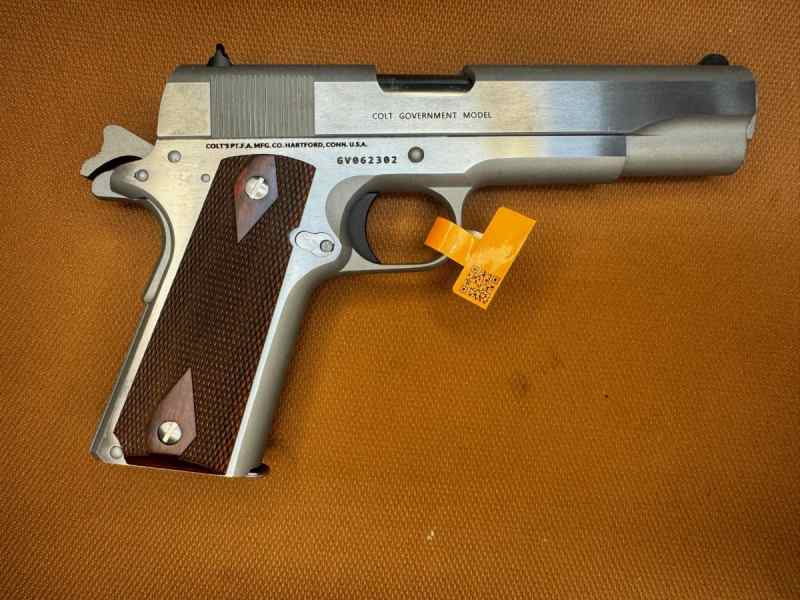 NEW IN BOX - Colt 1911 Government Classic- .45ACP