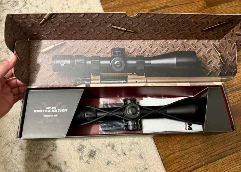 Vortex Venom 5-25x56 FFP w/Vortex Pro Rings