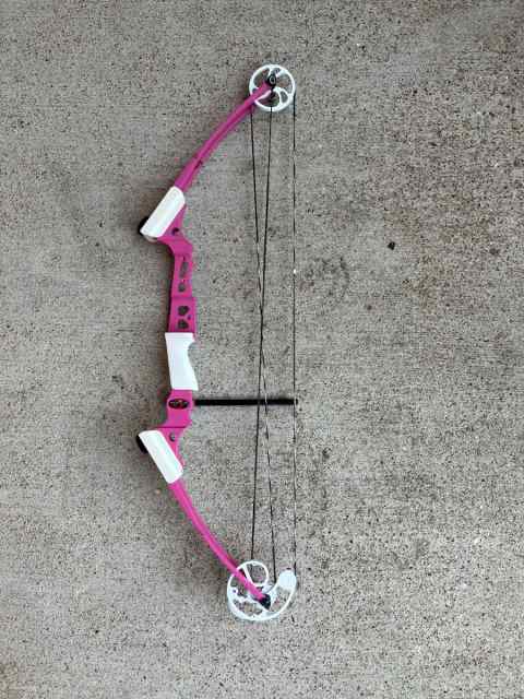 Genesis Mini Youth Compound Bow (Pink/White)