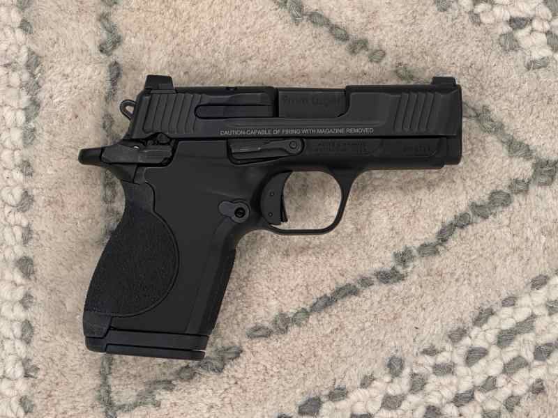 Smith &amp; Wesson CSX 9mm 