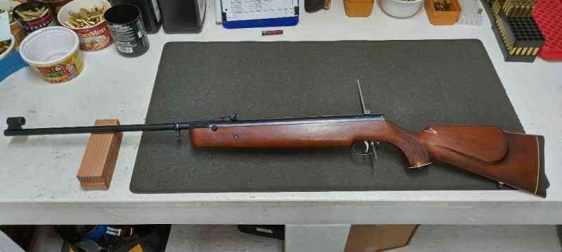 Beeman R1 Spring Piston Pellet Rifle
