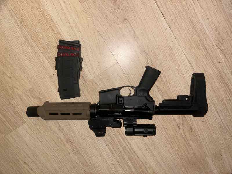Ar 556
