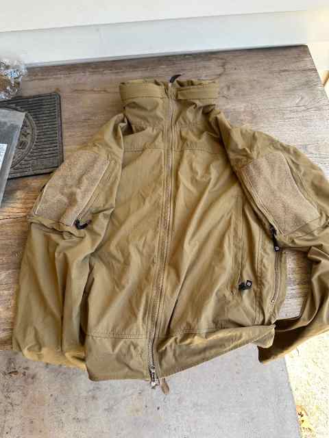 BEYOND light gortex jacket
