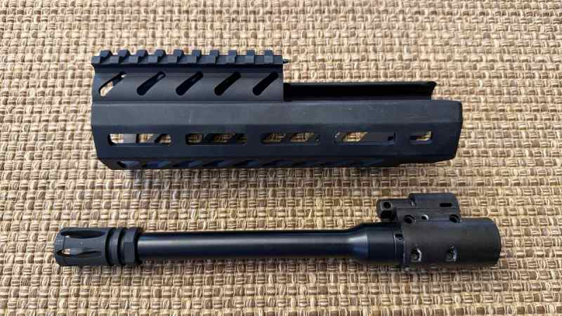 Sig Sauer MPX 8” barrel and hand guard 
