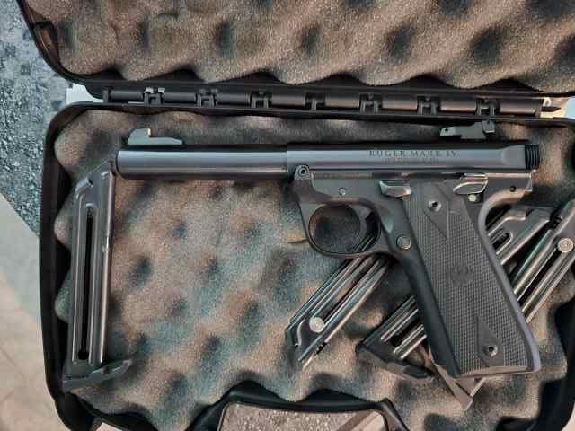 Ruger Mark IV 22/45
