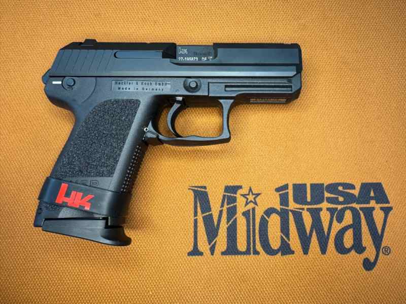 NEW IN BOX - HK USP9 Compact V1 - 9mm - 2 Mags