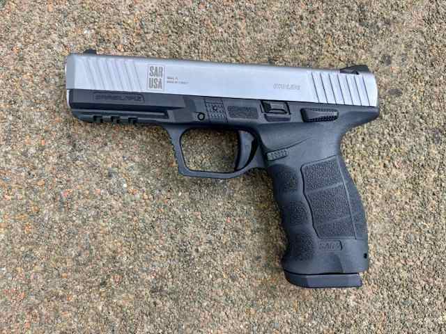 SAR USA 9mm  $ 299
