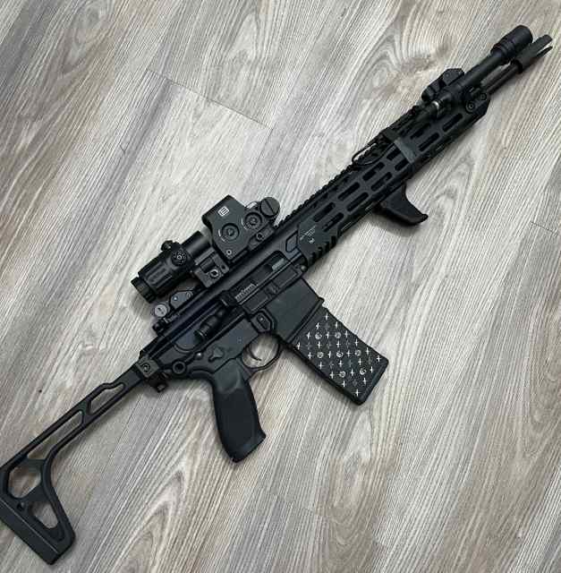 SIG SAUER MCX 556 