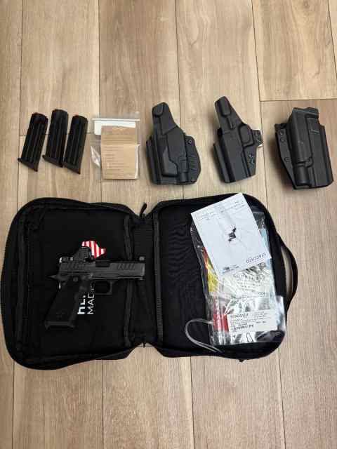 Staccato HD Preferred Package w/ RMR HD 3 Holsters