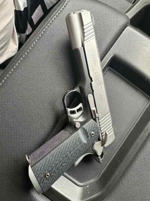 Kimber 1911 custom 